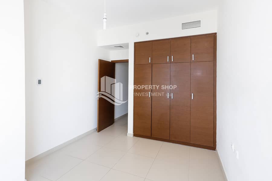 8 gate-tower-1-shams-abu-dhabi-al-reem-island-master-bedroom (7). JPG