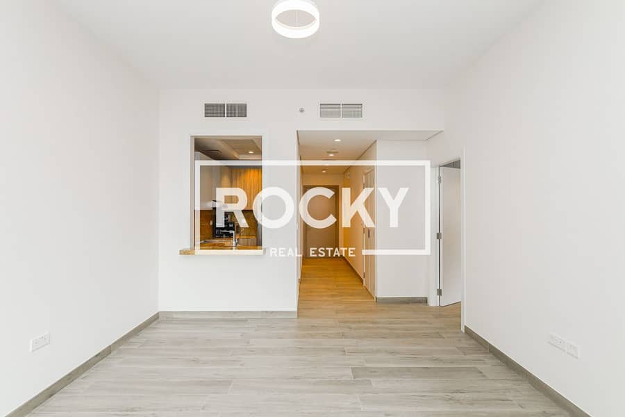 6 JVC - 007 Buidling - Residence-7577. jpg