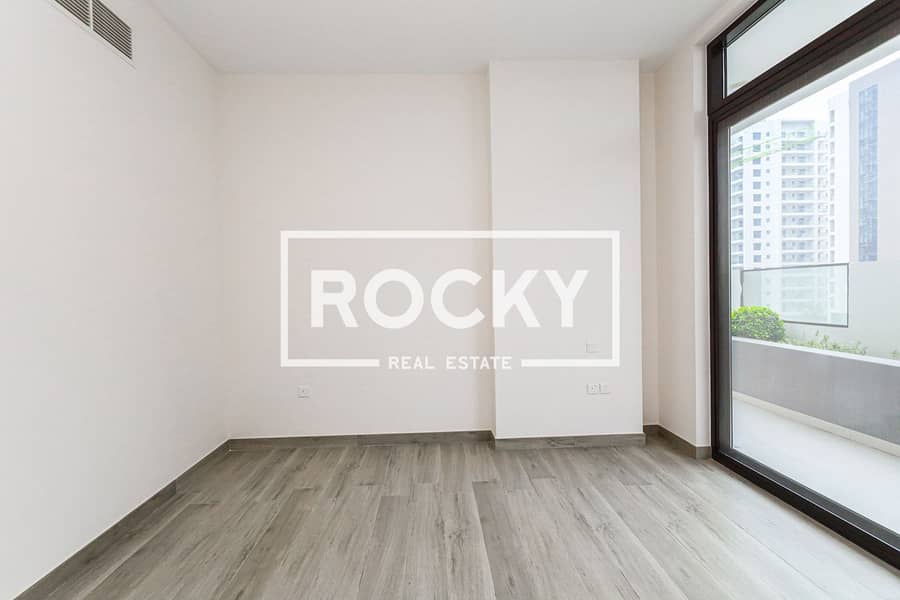 14 JVC - 007 Buidling - Residence-7582. jpg