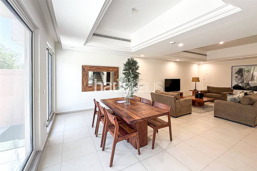 位于迪拜体育城,胜利山庄,马贝拉小镇 4 卧室的联排别墅 285000 AED - 11494108 位于迪拜体育城,胜利山庄,马贝拉小镇 4 卧室的联排别墅 285000 AED - 11494108