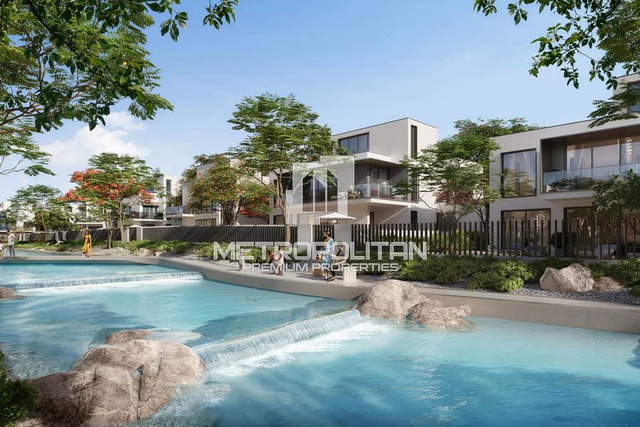 Luxury Villa | Lake Facing | Motivated Seller Luxury Villa | Lake Facing | Motivated Seller