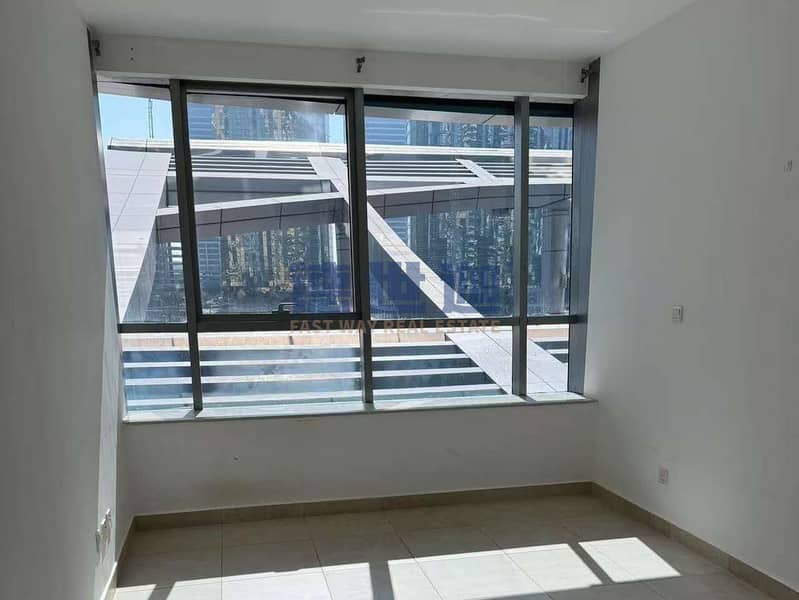 Gorgeous Lake View I Vacant I Prime Location - Image 13