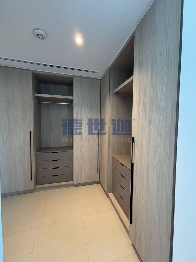 15 faefdeae-7713-4ce5-bb98-d01a31cb46cd. jpg