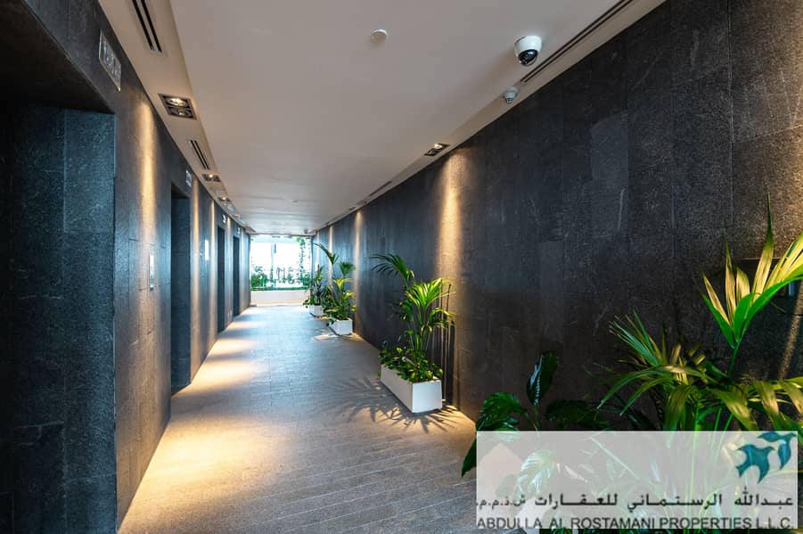 11 Level 27 Corridor (1). jpg