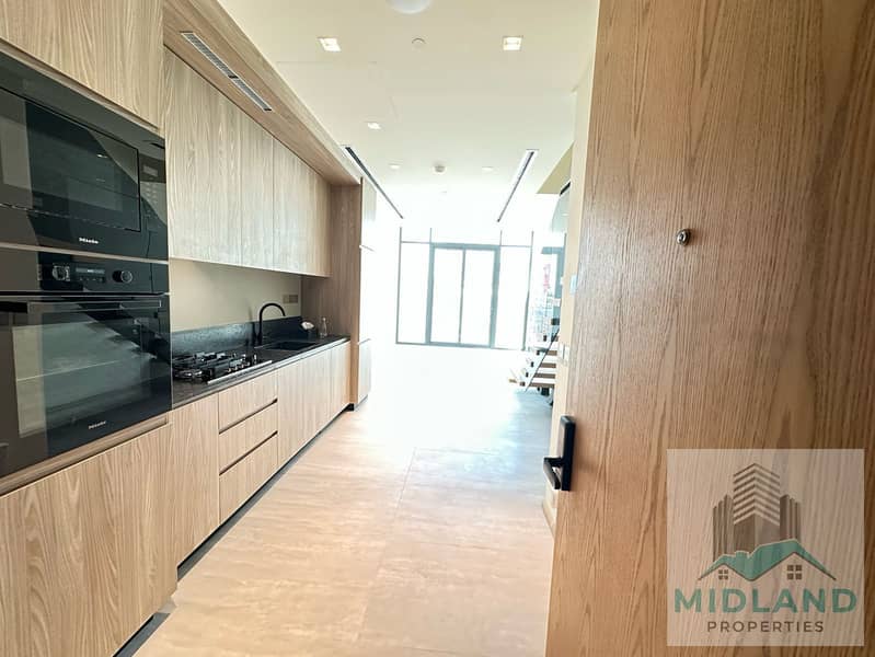 16 WhatsApp Image 2025-04-29 at 12.03. 19 PM. jpeg