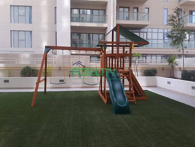 5 M2 PLAYGROUND. jpg