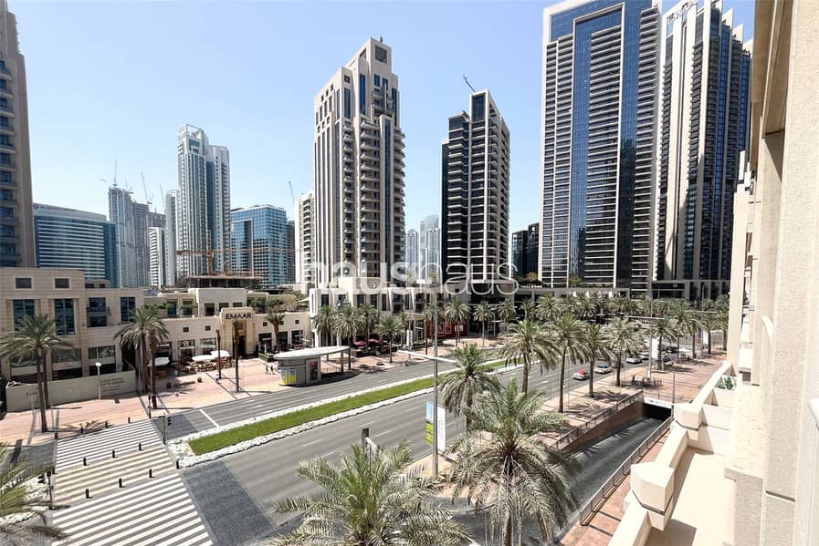 Newly Furnished | Chiller Free | Stunning Views Newly Furnished | Chiller Free | Stunning Views