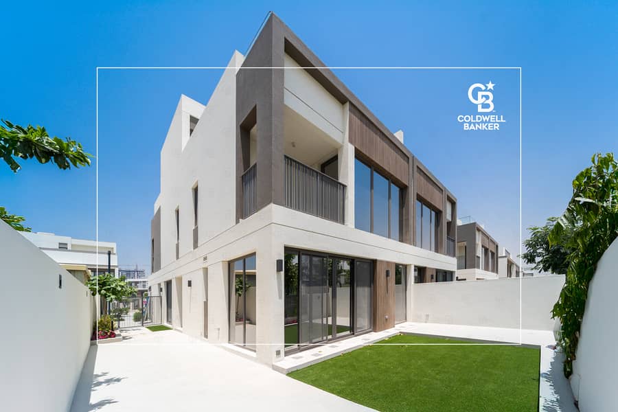 Pool View | Landscaped | Extended Bedroom