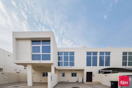 3 Bedroom Villa for Sale in DAMAC Hills 2 (Akoya by DAMAC), Dubai - Rented Unit | Notice Served | Private Garden