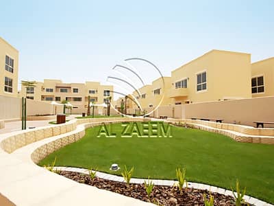 4 Bedroom Townhouse for Rent in Al Raha Gardens, Abu Dhabi - Al Raha Gardens Community. jpg 4 Bedroom Townhouse for Rent in Al Raha Gardens, Abu Dhabi - Al Raha Gardens Community. jpg