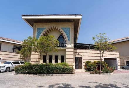 5 Bedroom Villa for Sale in Palm Jumeirah, Dubai - Fully Furnished | Luxurious | Stunning
