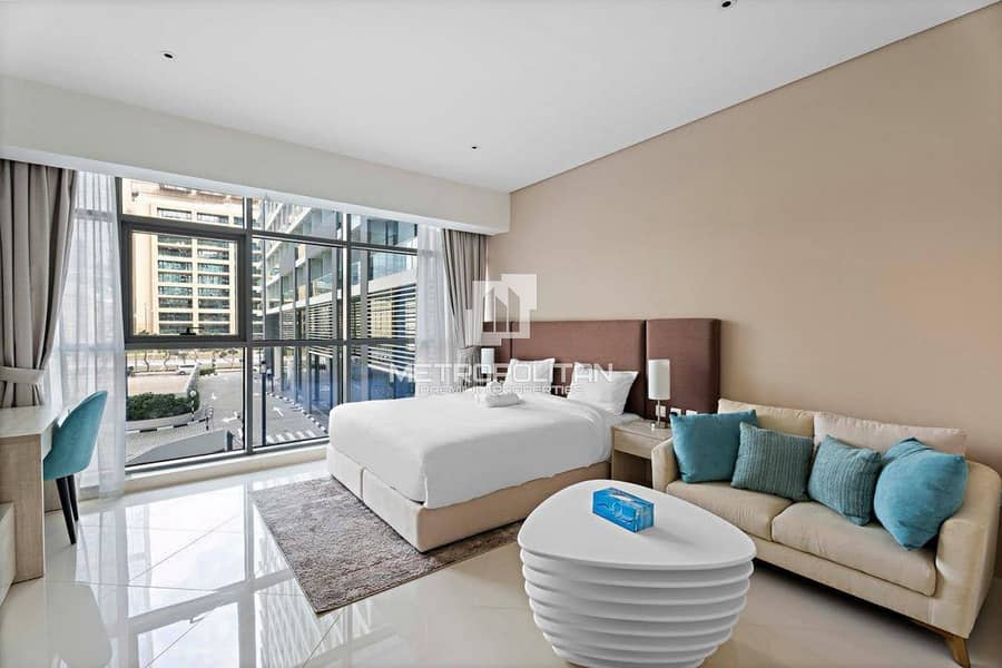 Vacant | Fully Furnished | Spacious Studio Vacant | Fully Furnished | Spacious Studio