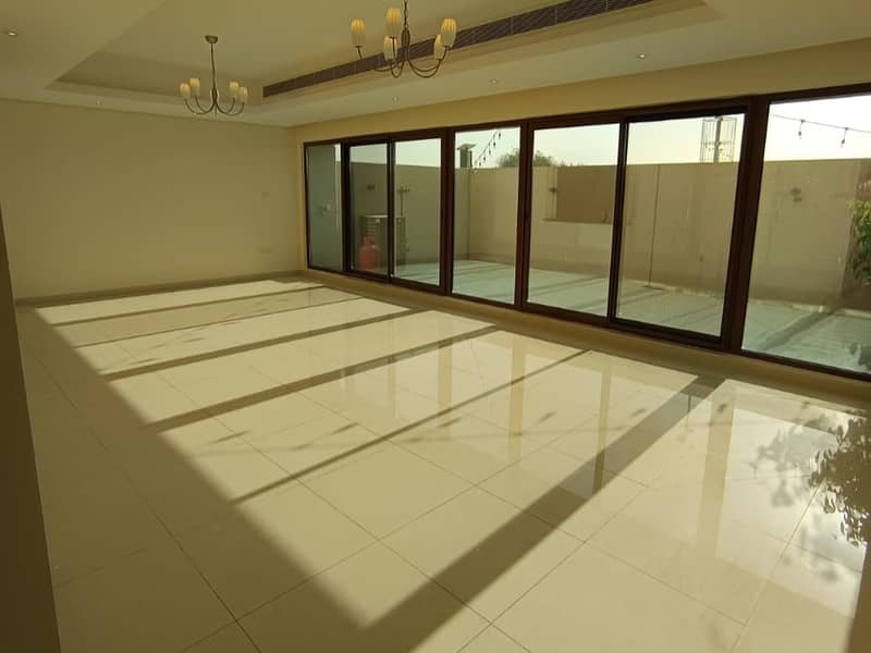 2 DRAWING ROOM. jpg