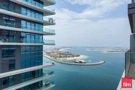 2 Bedroom Flat for Rent in Dubai Harbour, Dubai - Palm Views | Amazing 2 BR For Rent | Private Beach