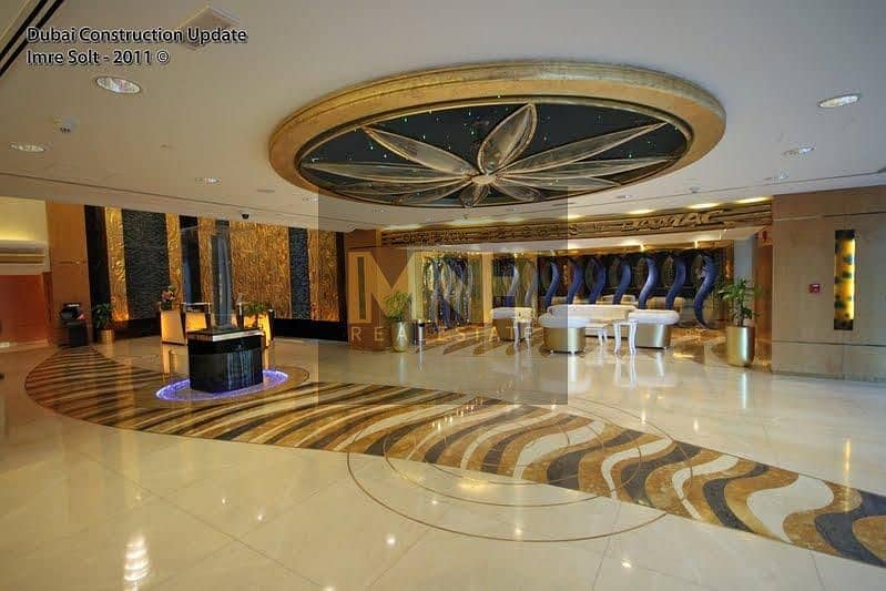 17 Lobby-2. jpg