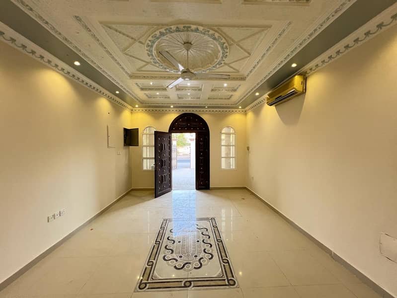 4 صورة واتساب بتاريخ 2025-04-28 في 23.54. 18_d00b5686. jpg