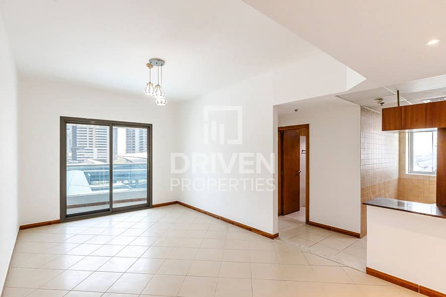 Vacant Apt | Close to Metro | Chiller Free Vacant Apt | Close to Metro | Chiller Free