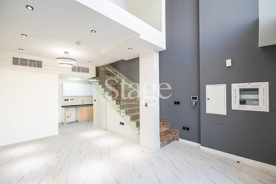 1BR Townhouse | Multiple Option | Handover May 1BR Townhouse | Multiple Option | Handover May