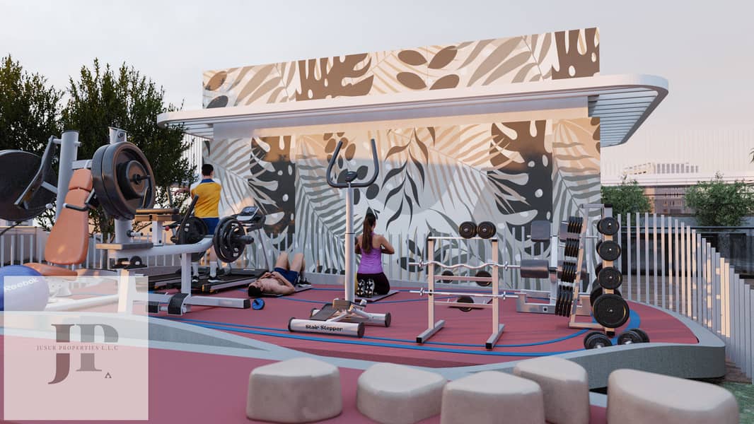 19 gymroof. jpg