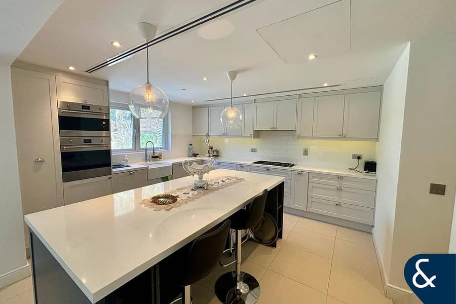 Unfurnished | Upgraded | Spacious Villa Unfurnished | Upgraded | Spacious Villa