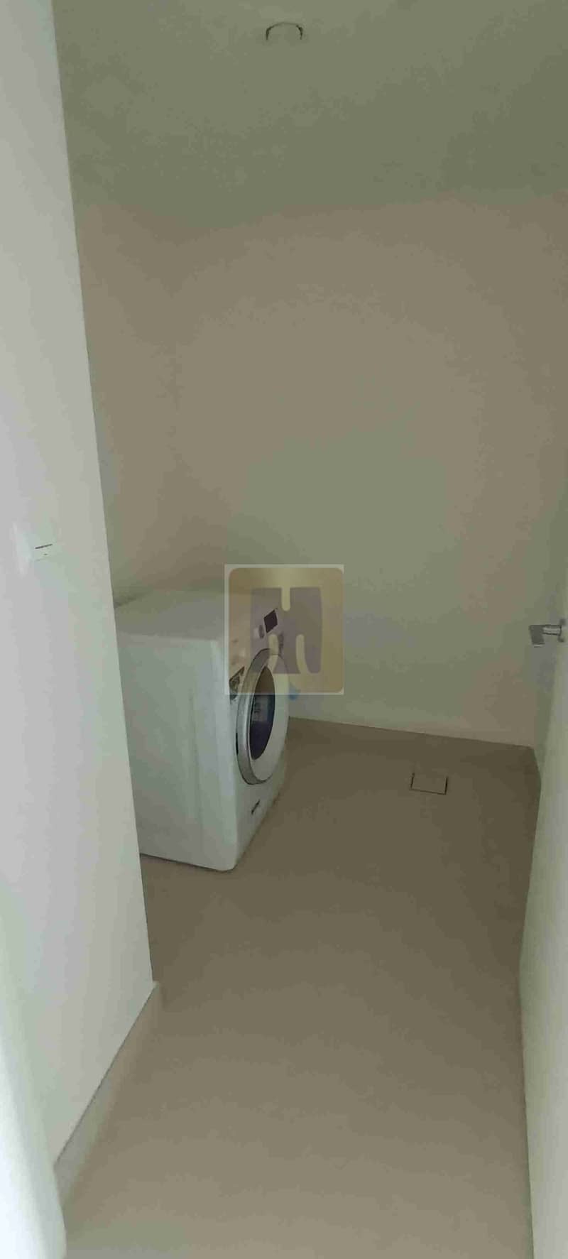 13 1000147180. jpg