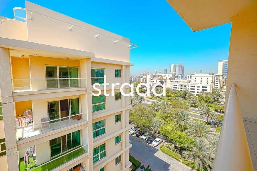Vacant Now | Bright 2 Bed | High Floor