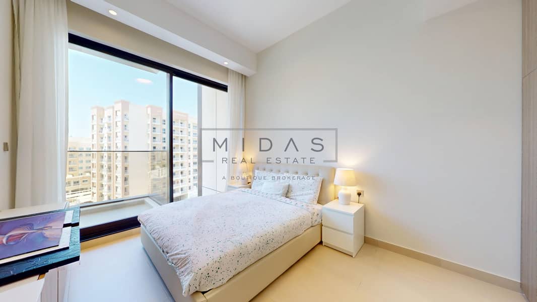 9 MIDAS-REAL-ESTATE-Symbolic-Alpha--04302025_084418. jpg