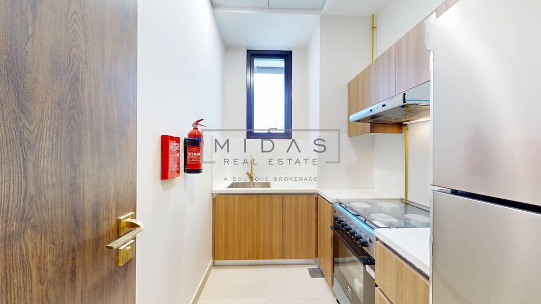14 MIDAS-REAL-ESTATE-Symbolic-Alpha--04302025_090606. jpg