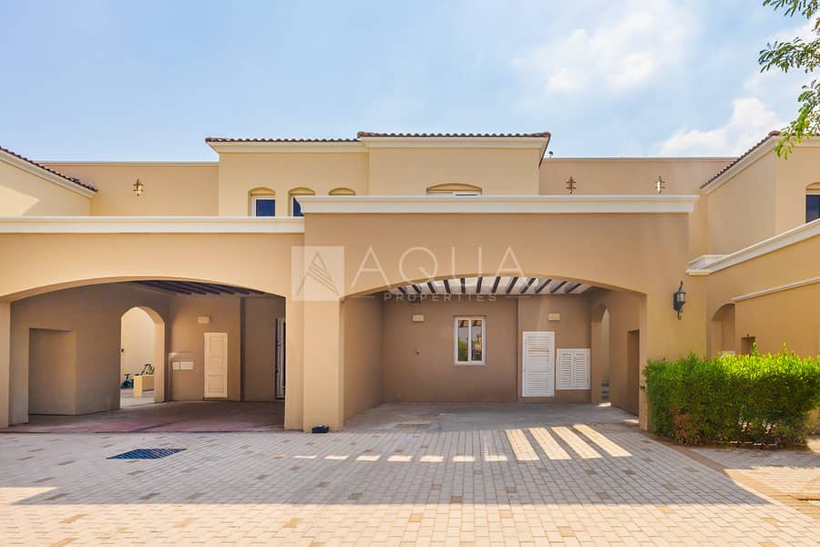 EXCLUSIVE | 2 BEDS PLUS MAID | LIGHT WOOD