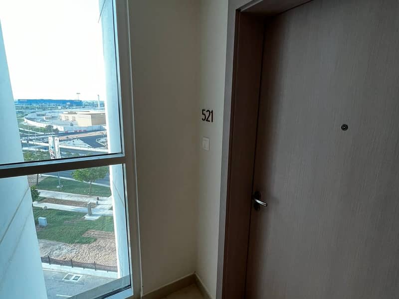 24 IMG-20250211-WA0157. png