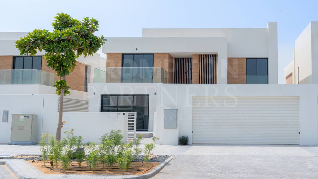 Luxurious | Bright And Cozy | Spacious | Vacant Luxurious | Bright And Cozy | Spacious | Vacant