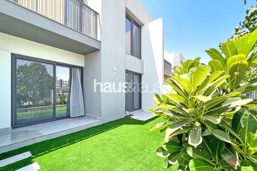 12 Cheques | Genuine | Landscaped 12 Cheques | Genuine | Landscaped