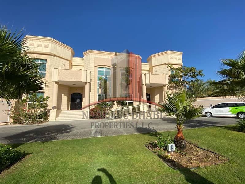 مبنی تجاري في إيفاز،الروضة الشرقية 35000000 درهم - 9164932 مبنی تجاري في إيفاز،الروضة الشرقية 35000000 درهم - 9164932