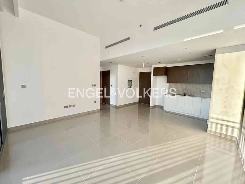Vacant Now | Low Floor | Good Condition Vacant Now | Low Floor | Good Condition