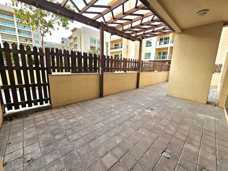 位于绿意盎然街区,阿尔达弗拉,阿尔达弗拉3号 2 卧室的公寓 155000 AED - 11501573 位于绿意盎然街区,阿尔达弗拉,阿尔达弗拉3号 2 卧室的公寓 155000 AED - 11501573