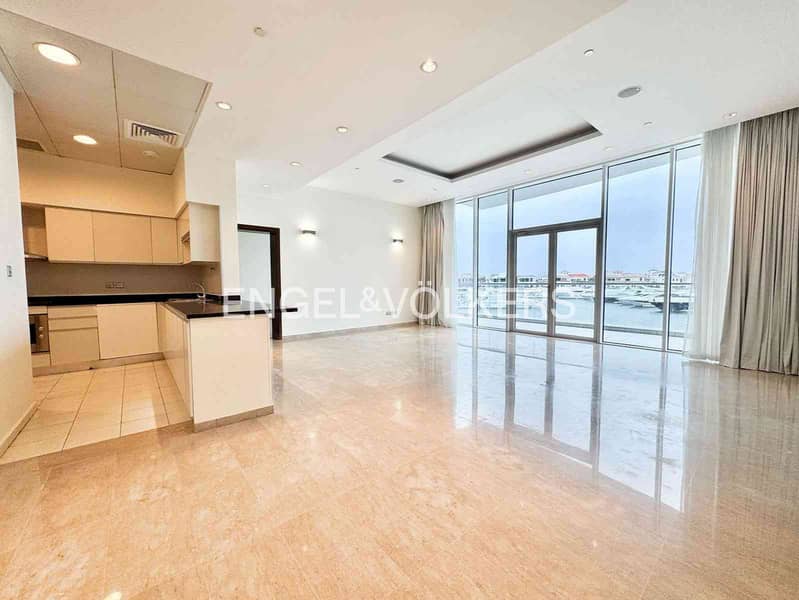 Spacious Balcony | Ready to Move In | Elegant Unit Spacious Balcony | Ready to Move In | Elegant Unit