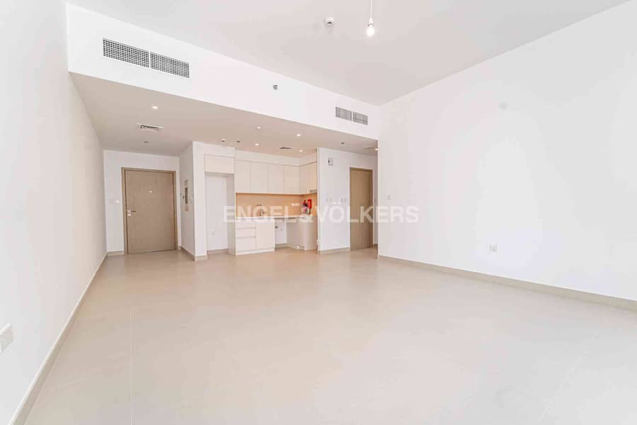 Exclusive | Chiller free | Unfurnished | Vacant Exclusive | Chiller free | Unfurnished | Vacant