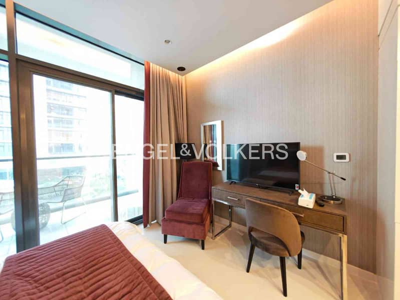 Exclusive | Fully Furnished | Big Layout | Vacant