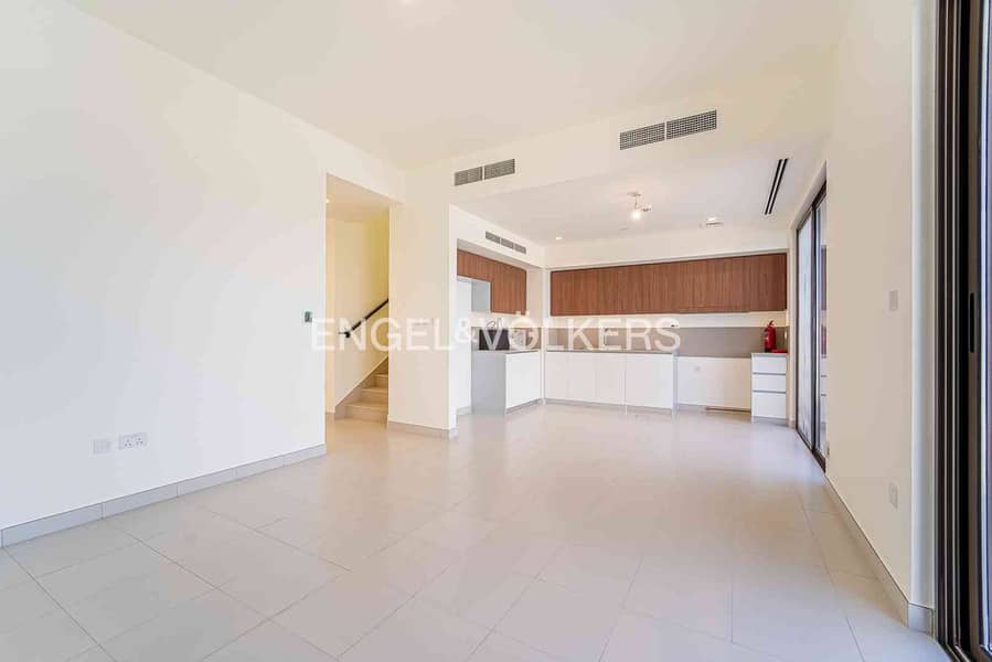 Exclusive | Unfurnished | Big Layout | Vacant Exclusive | Unfurnished | Big Layout | Vacant