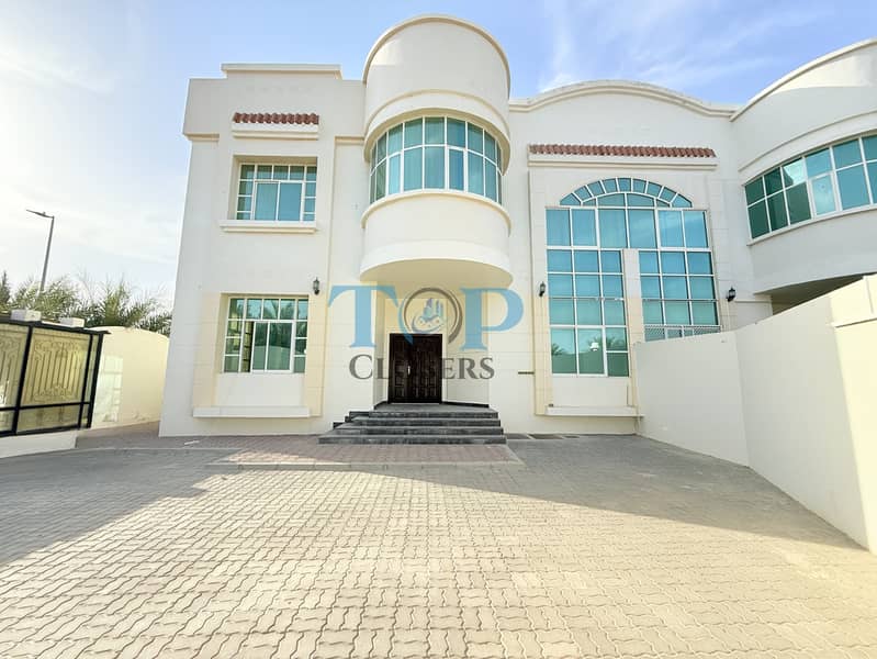 位于阿尔马拉克哈尼耶 4 卧室的公寓 80000 AED - 11501777 位于阿尔马拉克哈尼耶 4 卧室的公寓 80000 AED - 11501777