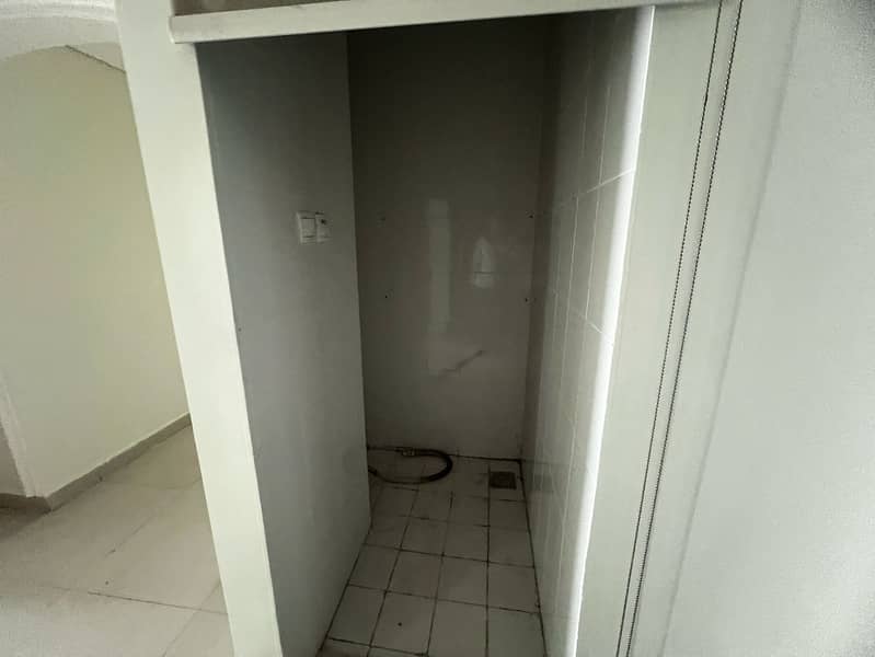 14 a1d3e6cc-52d5-4dca-aa87-bd80c5c30a71. jpg