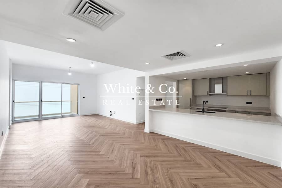 Vacant Now | Fully Upgraded | Pool View Vacant Now | Fully Upgraded | Pool View