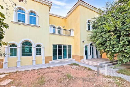 3 Bedroom Villa for Rent in Jumeirah Park, Dubai - Private Garden | Vacant | D5 | Extended
