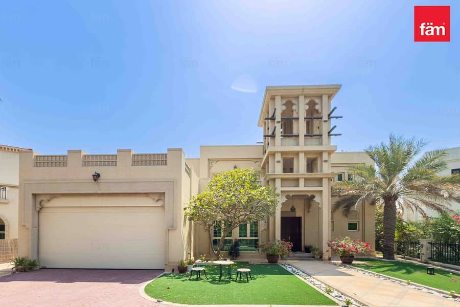 位于朱美拉岛,第46区 4 卧室的别墅 649000 AED - 11487410 位于朱美拉岛,第46区 4 卧室的别墅 649000 AED - 11487410