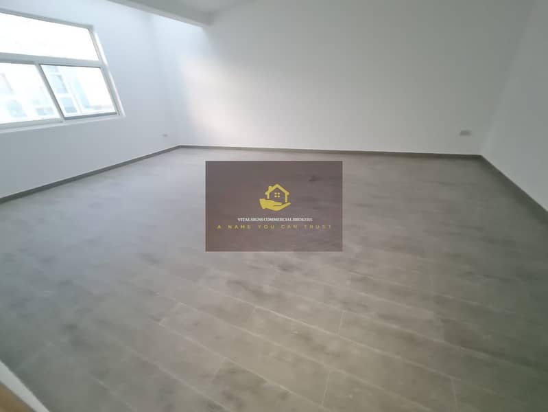 4 4c86adc4-4f93-4e3c-9d6a-e9fe940129e8. jpg