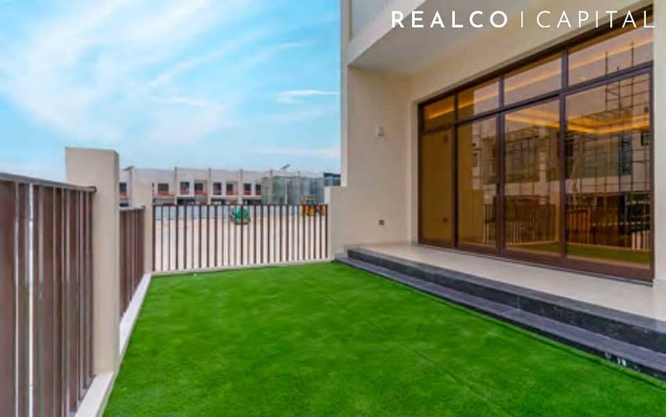 BRAND NEW | READY TO MOVE | MODERN & SPACIOUS