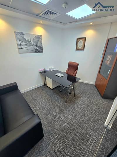 مکتب  للايجار في ديرة، دبي - 20250430_105123. jpg