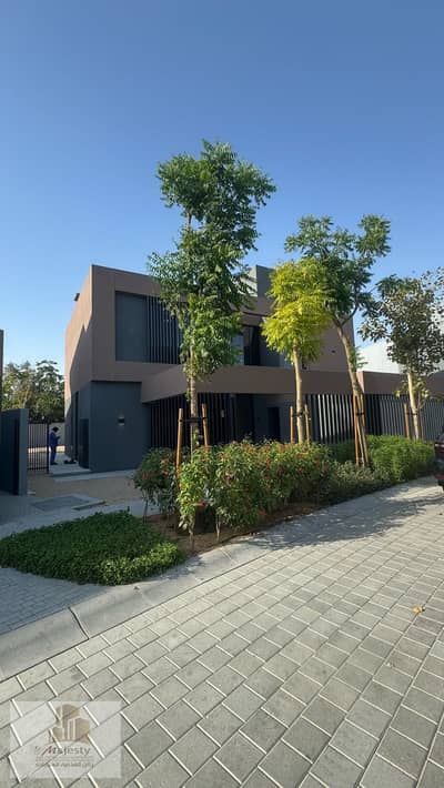 5 Bedroom Villa for Sale in Tilal City, Sharjah - صورة واتساب بتاريخ 2025-04-24 في 02.18. 32_07d72c35. jpg