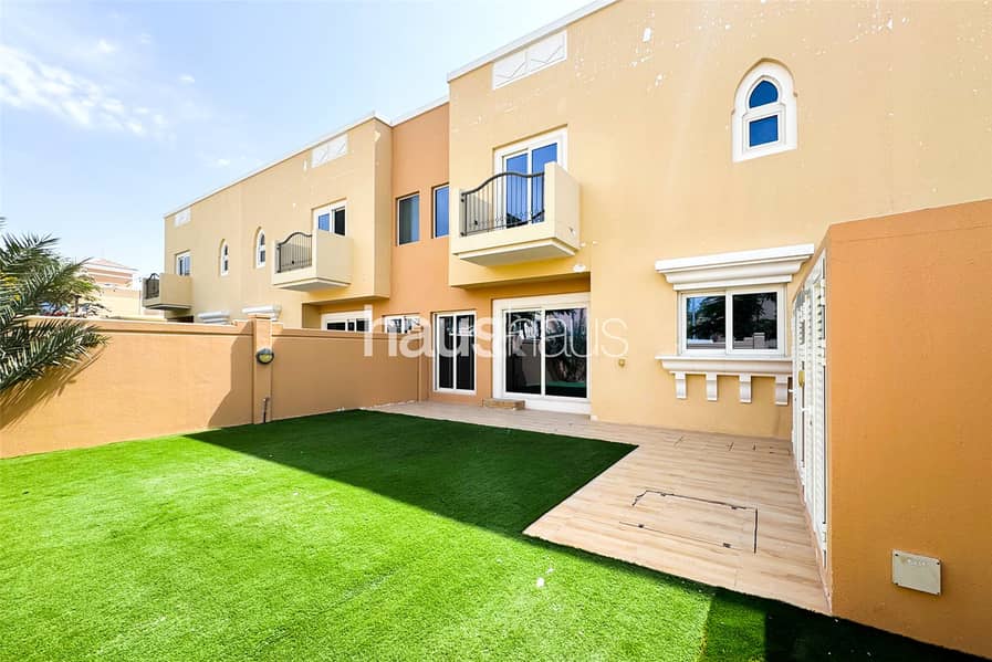 位于迪拜体育城,胜利山庄,马贝拉小镇 4 卧室的联排别墅 300000 AED - 11505329 位于迪拜体育城,胜利山庄,马贝拉小镇 4 卧室的联排别墅 300000 AED - 11505329