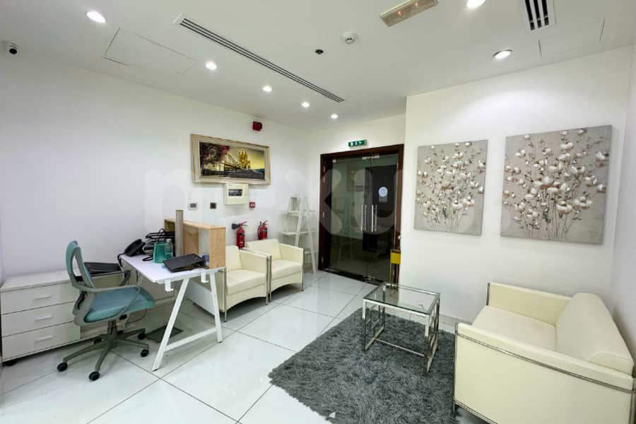 FULLY FURNISHED | VACANT | PRIME LOCATION FULLY FURNISHED | VACANT | PRIME LOCATION
